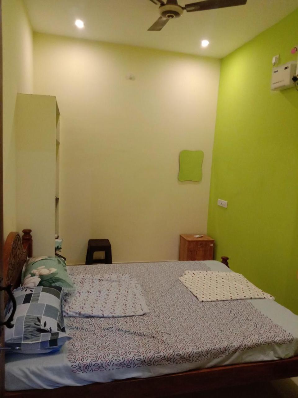 Thendral Hostel Monthly Rental 蓬蒂切里 外观 照片